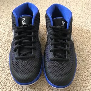 Nike Kyrie I - Boys Size 6 - No Box